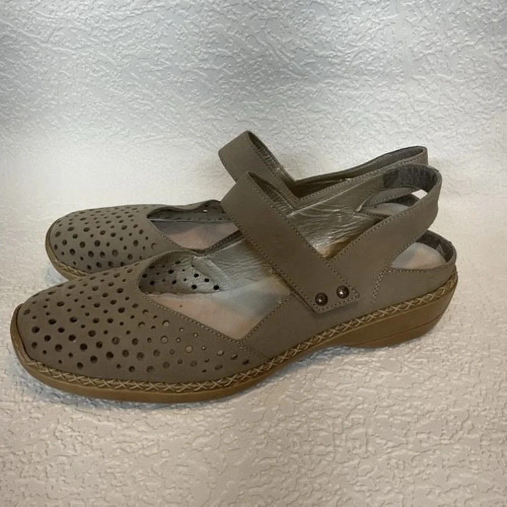 Rieker Tan‎ Closed Toe Slingback Perforated Mary Jane Sandals Women 41/US10-10.5